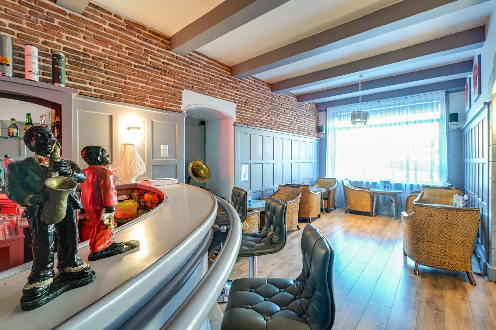 Brit Hotel Roanne - Le Grand Hotel 외부 사진