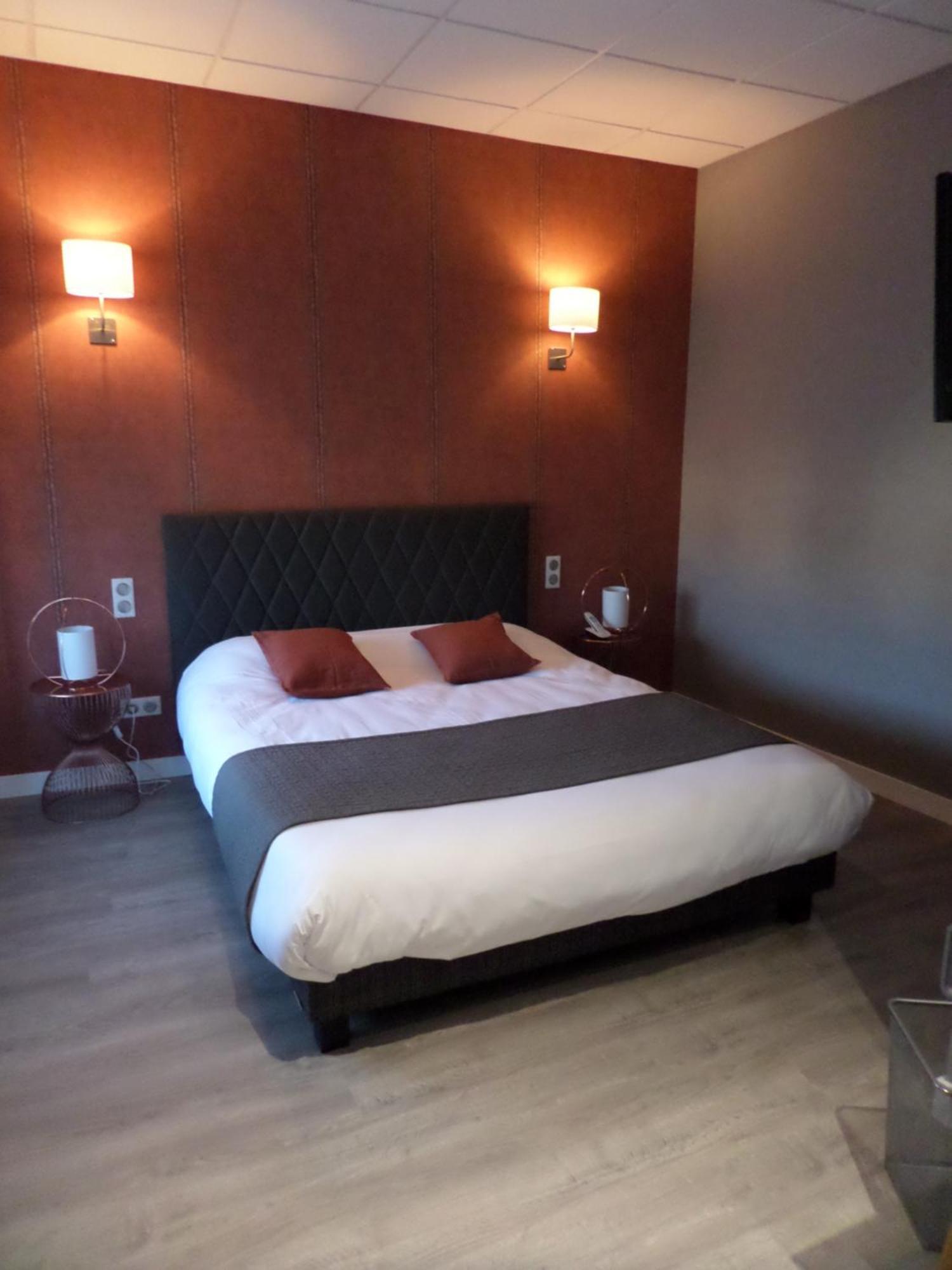 Brit Hotel Roanne - Le Grand Hotel 외부 사진