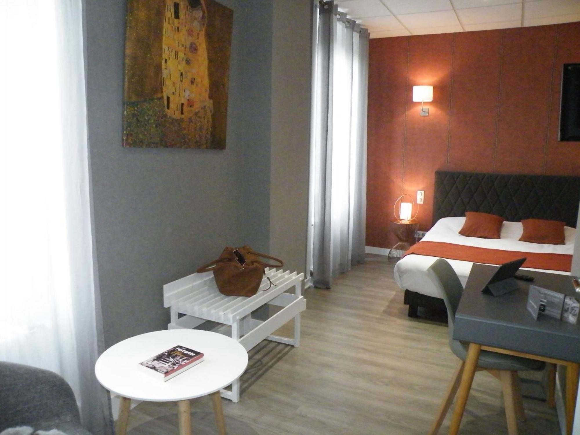 Brit Hotel Roanne - Le Grand Hotel 외부 사진