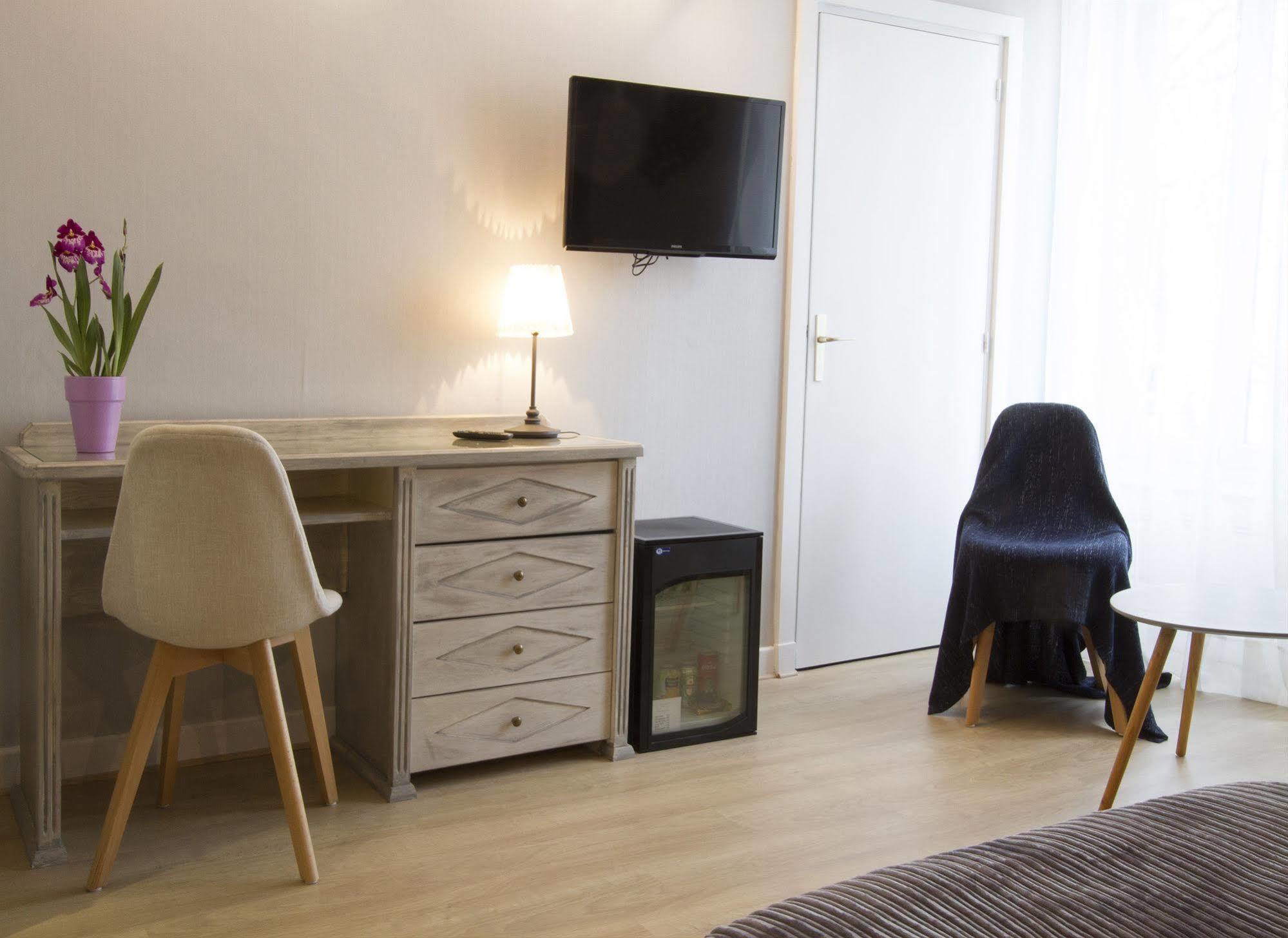 Brit Hotel Roanne - Le Grand Hotel 외부 사진